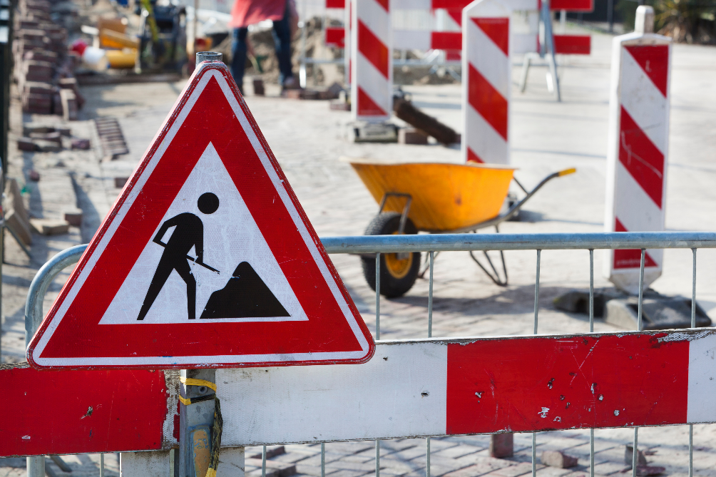 Verkeersbord met aanduiding wegwerkzaamheden